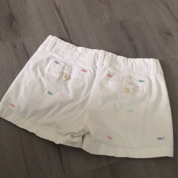 Vineyard Vines Shorts - Picture 2 of 3